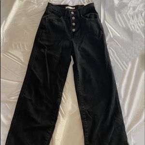 Wide leg Levi’s black jeans